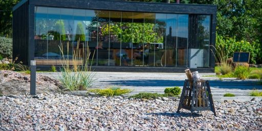 Sisearhitekt Kärt Tähema stiilsesse välikööki mahub ka bassein